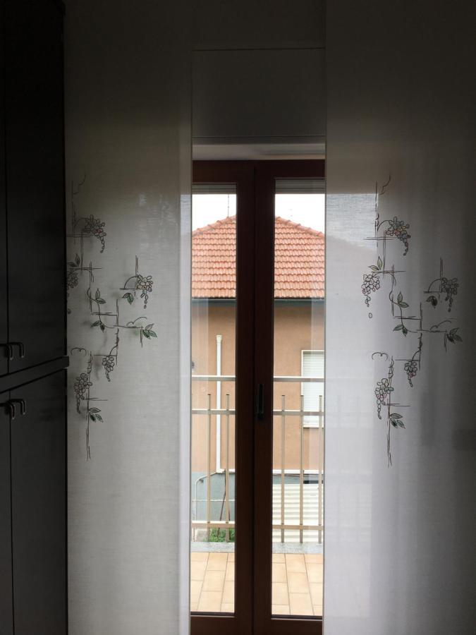 Appartamento Zenaup Saronno Exterior foto